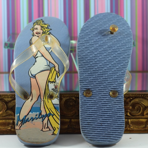 Marilyn Monroe Flip Flops - Picture 6 of 7